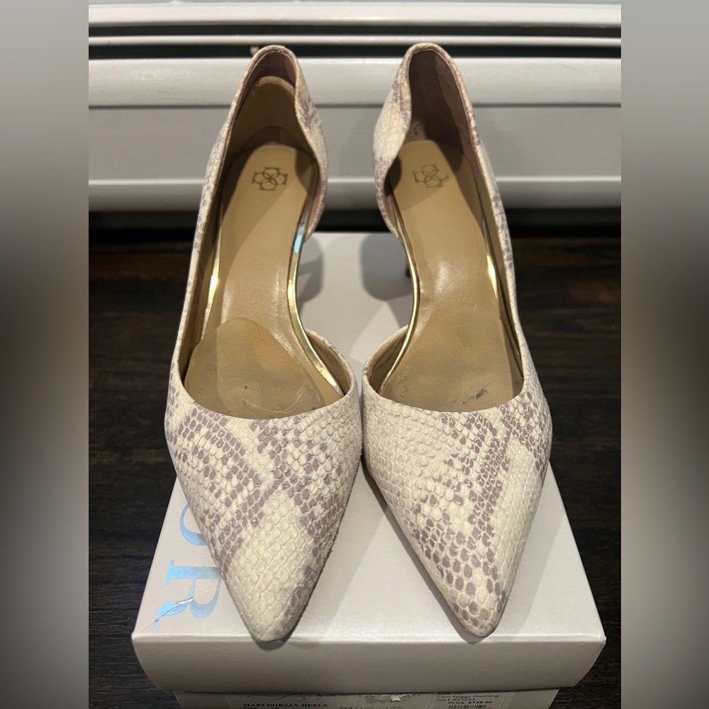 Any Taylor heels